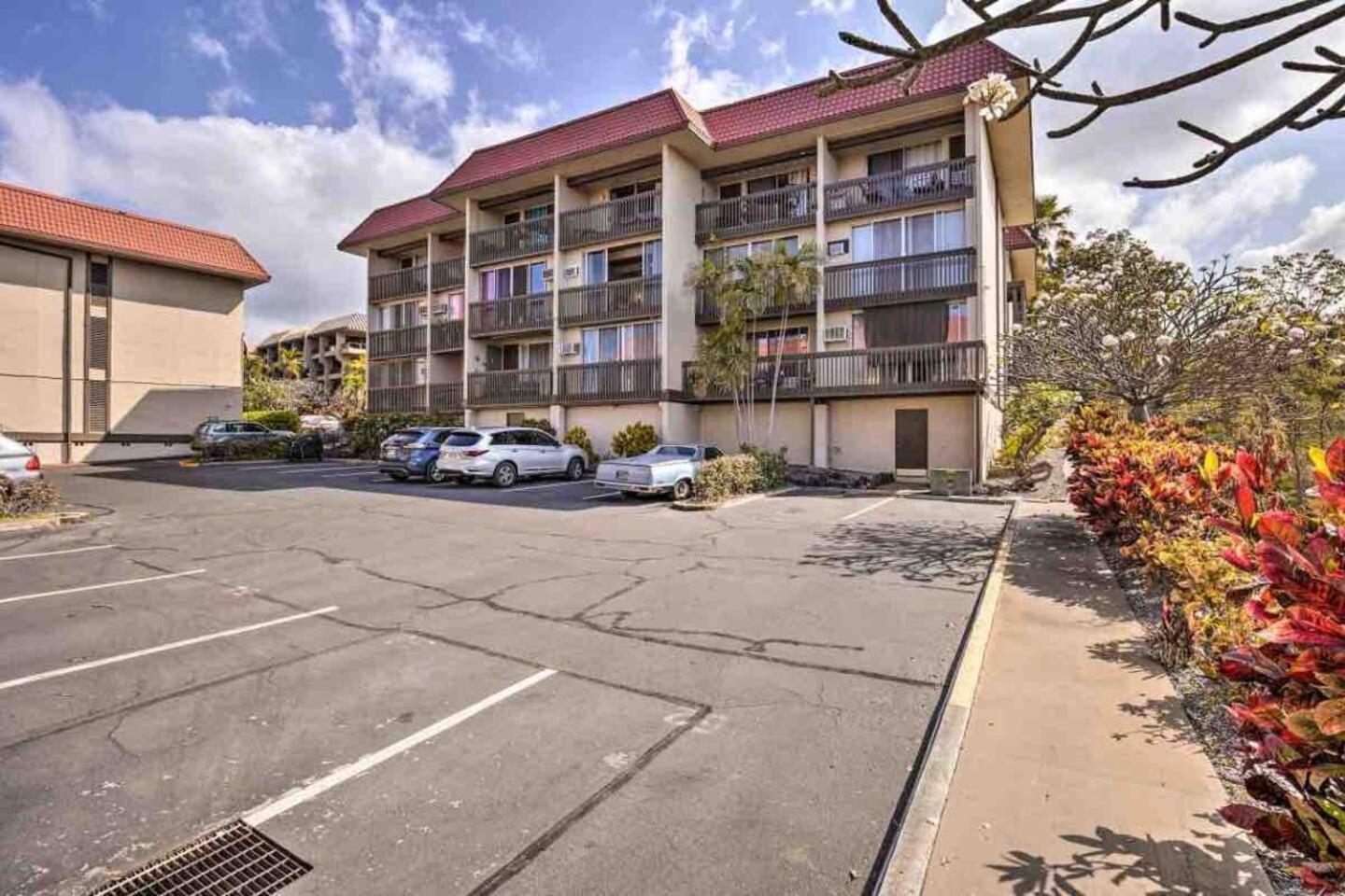 Family Friendly Kailua Bay View Ac Free Parking Walk To Kailua Village Luaran gambar