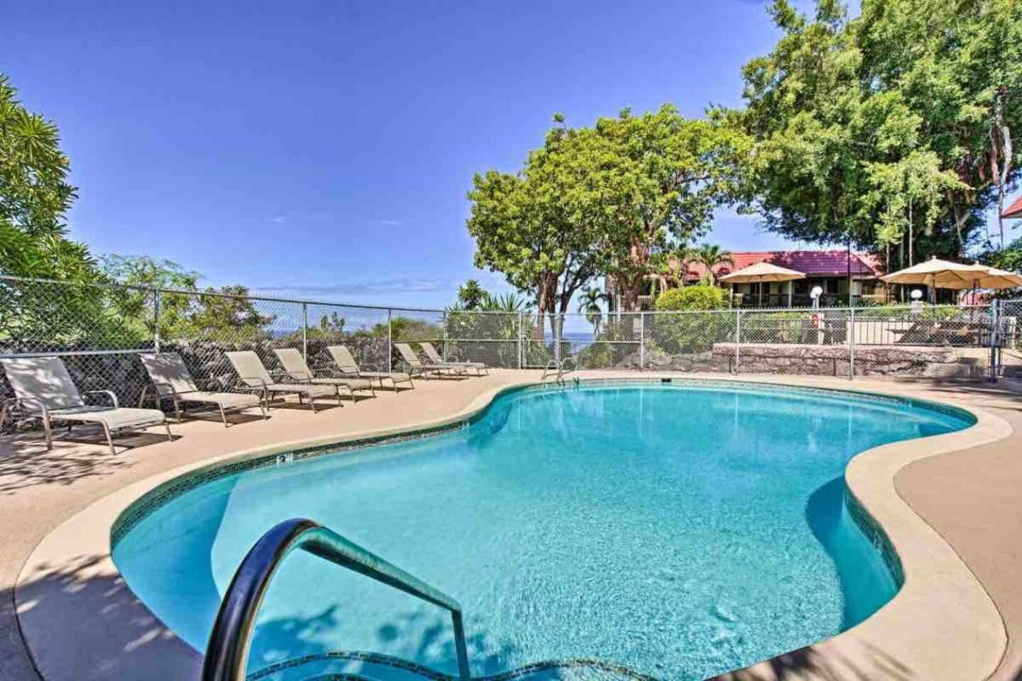 Family Friendly Kailua Bay View Ac Free Parking Walk To Kailua Village Luaran gambar